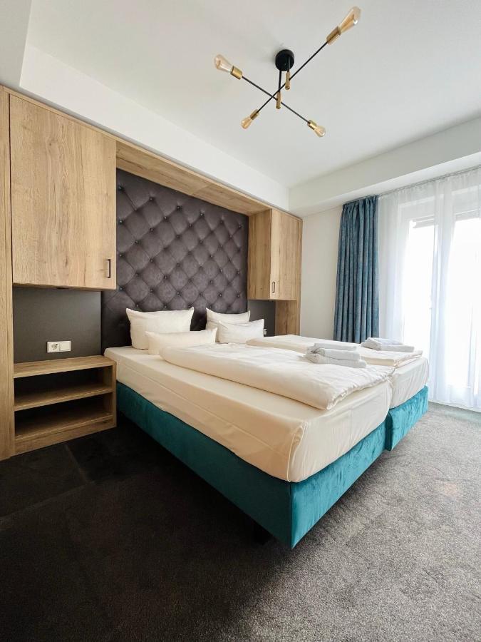 Einzigartiges Panoramaapartment An Der Frauenkirche Dresden Bagian luar foto